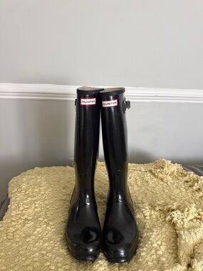 Hunter Glossy Black Tall Rain Boots